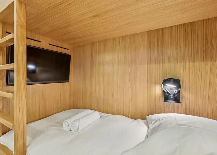 Lavie Maison - Design & Bath *