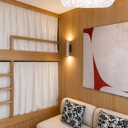 Lavie Maison - Design & Bath *